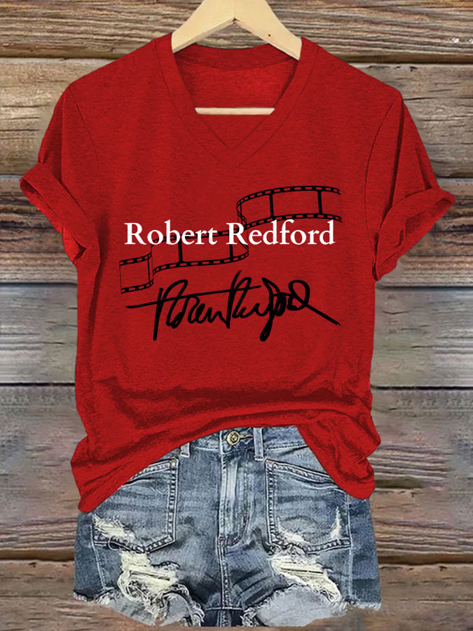 V-Neck Retro Film Strip Print T-Shirt