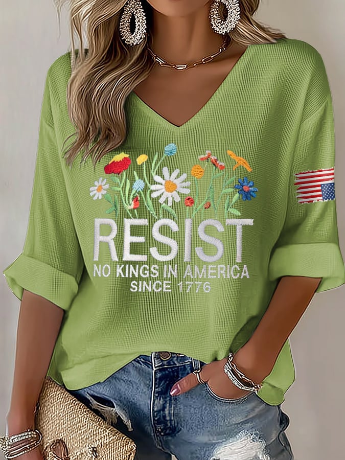 🔥Buy 3 Get 15% Off🔥V-Neck Retro Resist No Kings In America Since 1776 Print T-Shirt