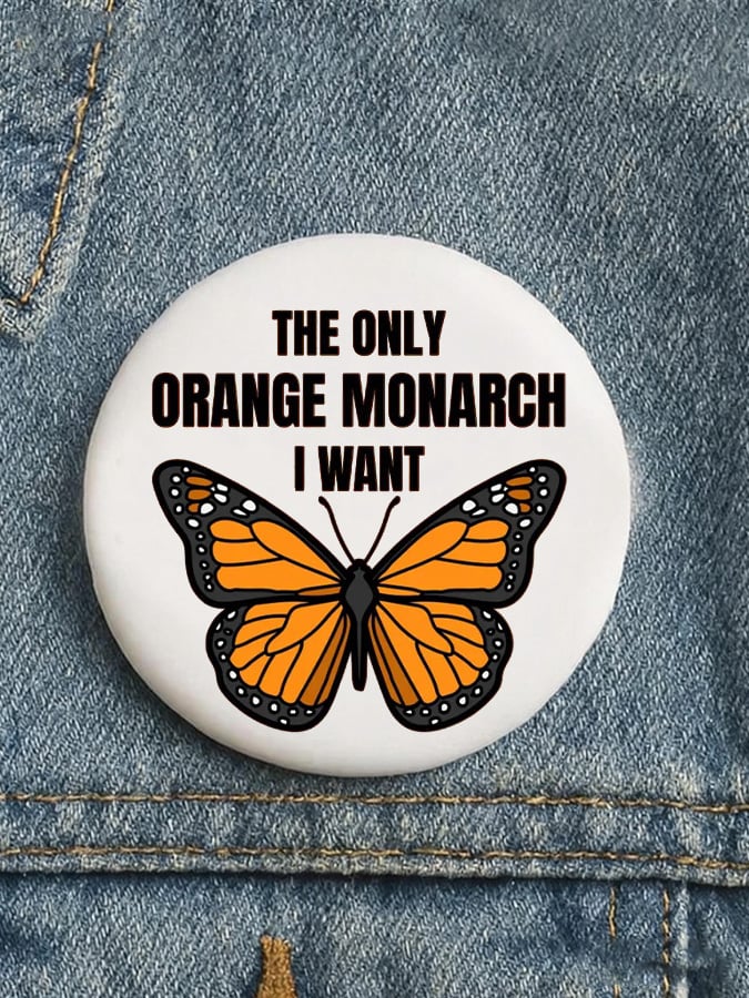 Unisex Unpaid Peaceful Protester Print Button