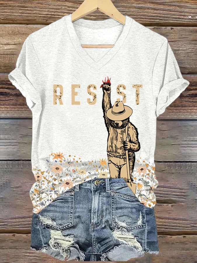 Women's Resist Bear Print V Neck T-shirt